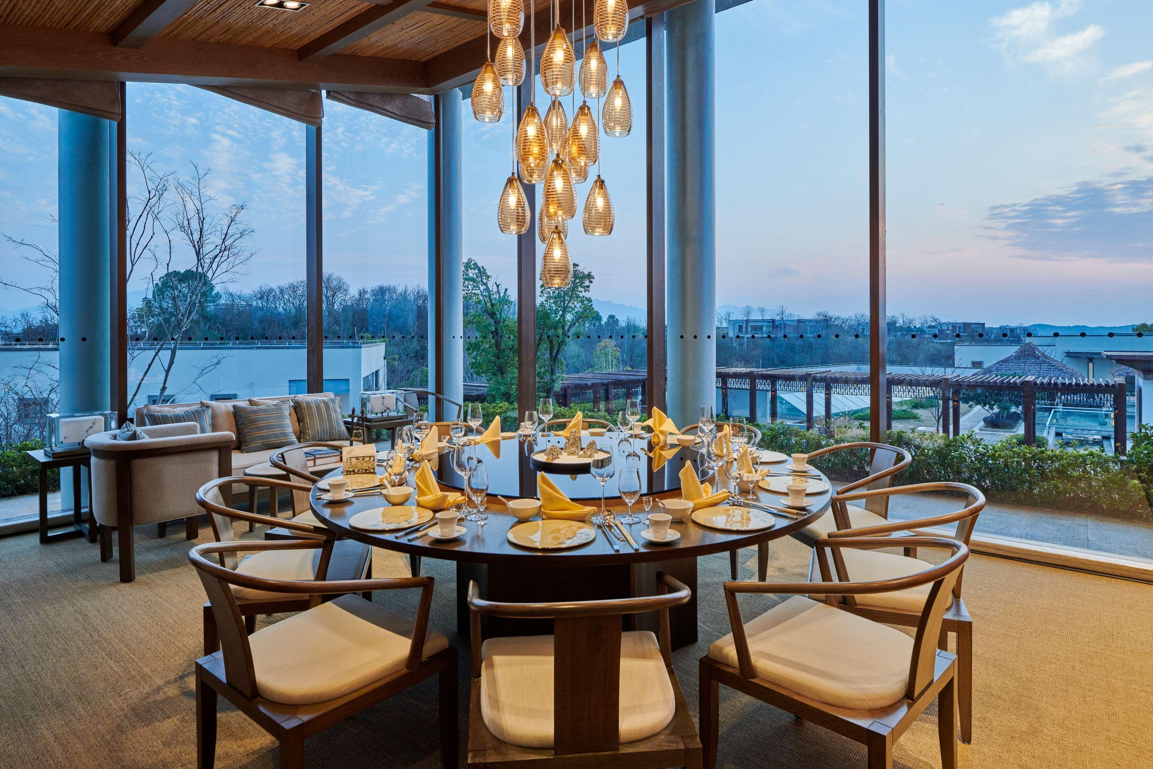 Lushan West Sea Resort, Curio Collection By Hilton Jiujiang  Exterior photo