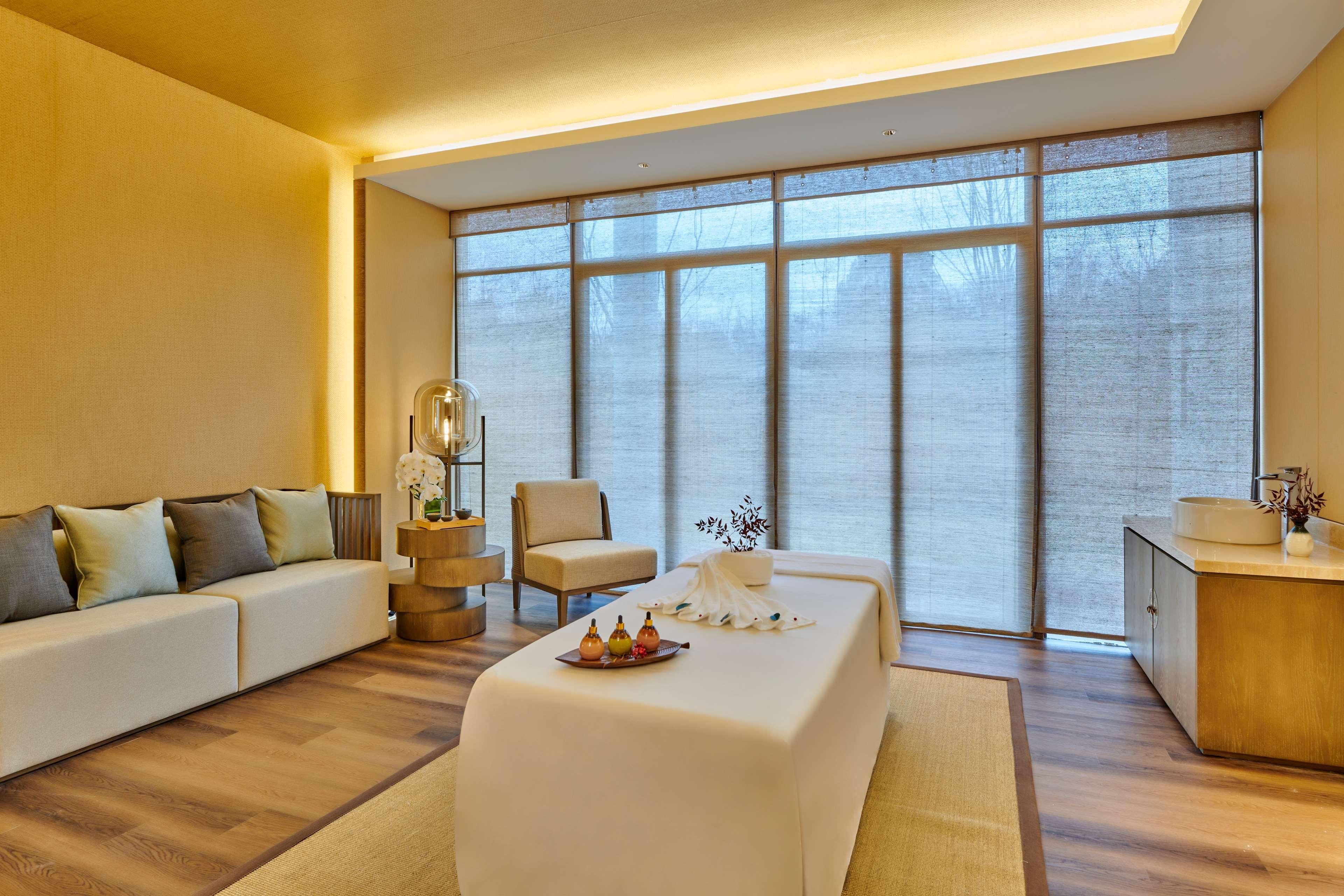 Lushan West Sea Resort, Curio Collection By Hilton Jiujiang  Exterior photo