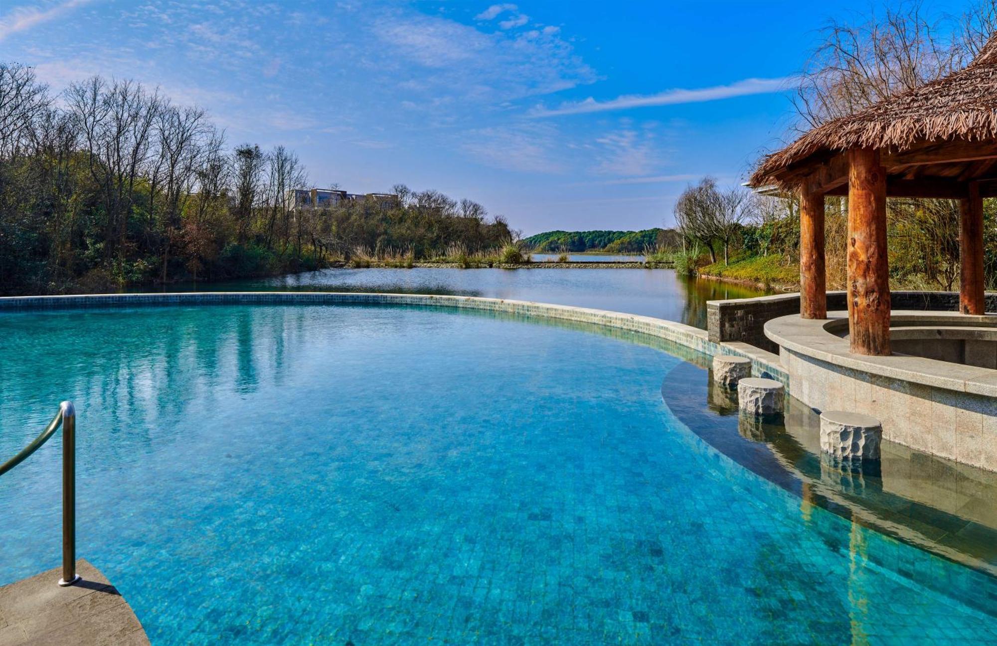 Lushan West Sea Resort, Curio Collection By Hilton Jiujiang  Exterior photo